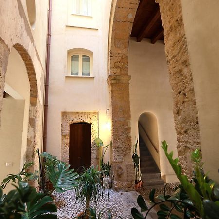 Ferienwohnung Oasi Porta Felice Palermo Exterior foto